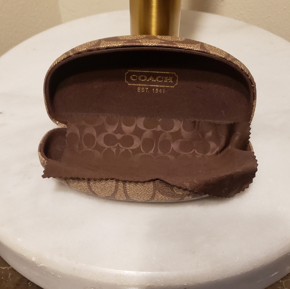 Coach sunglasses case - Picture 3 of 3